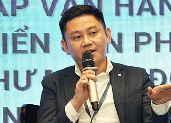 Ông Bùi Tiến Dũng