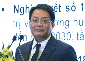 Ông Nguyễn Việt Hùng